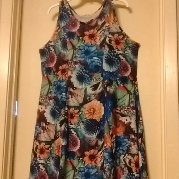 CUTE👗👗👗👗👗👗 - Picture 2 of 3